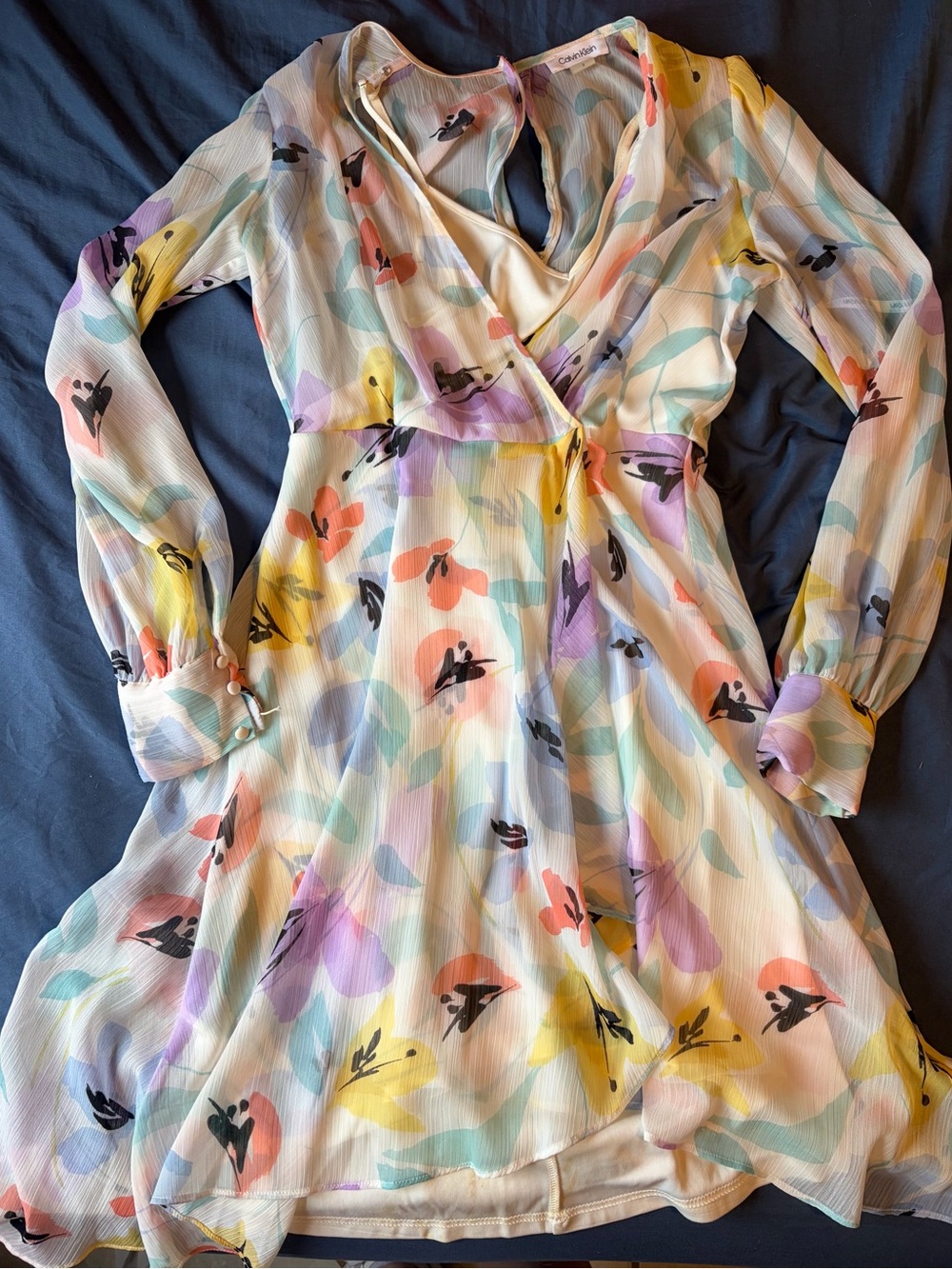Calvin Klein Pastel Floral V-Neck Long Sleeve Dress - Picture 2 of 4
